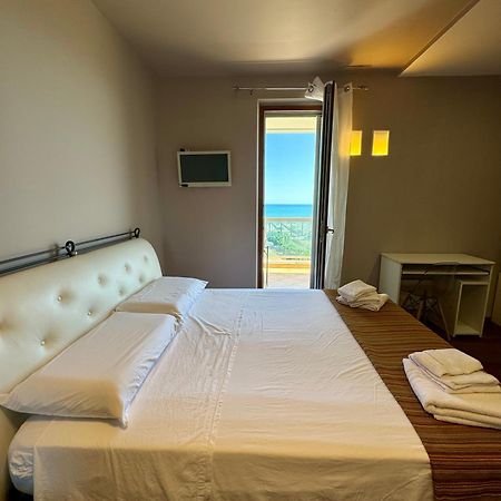 B&B L'Orizzonte Barletta Exteriér fotografie